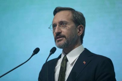 Fahrettin Altun: Fitine ve iftira silsilesi yolumuzdan geri çeviremeyecek